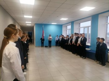 Сегодня в школепрошла торжественная линейка